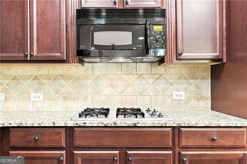 637 Laurel XING Canton, GA 30114