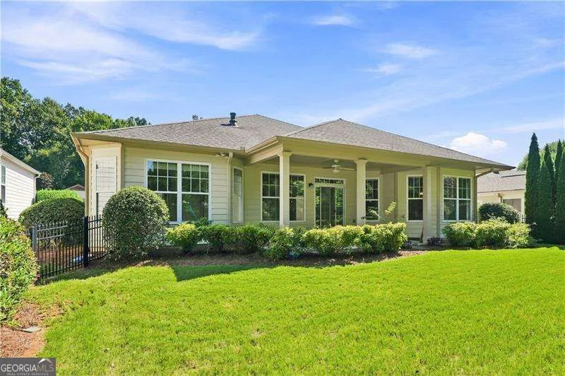 637 Laurel XING Canton, GA 30114