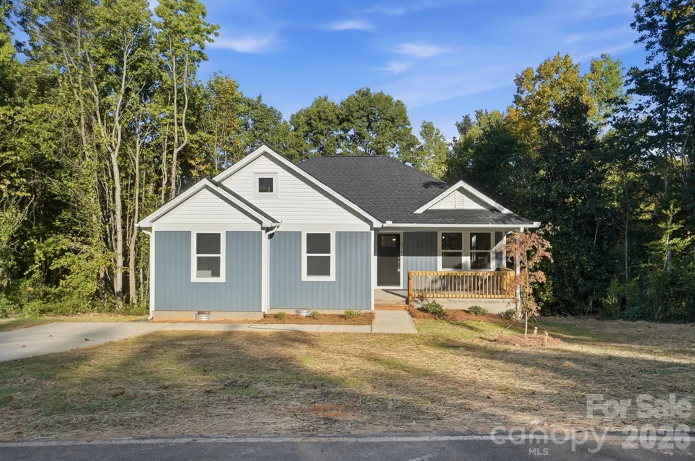 1074 Mountain Crest Drive Kings Mountain, NC 28086