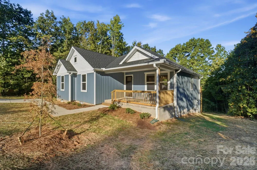 1074 Mountain Crest Drive Kings Mountain, NC 28086