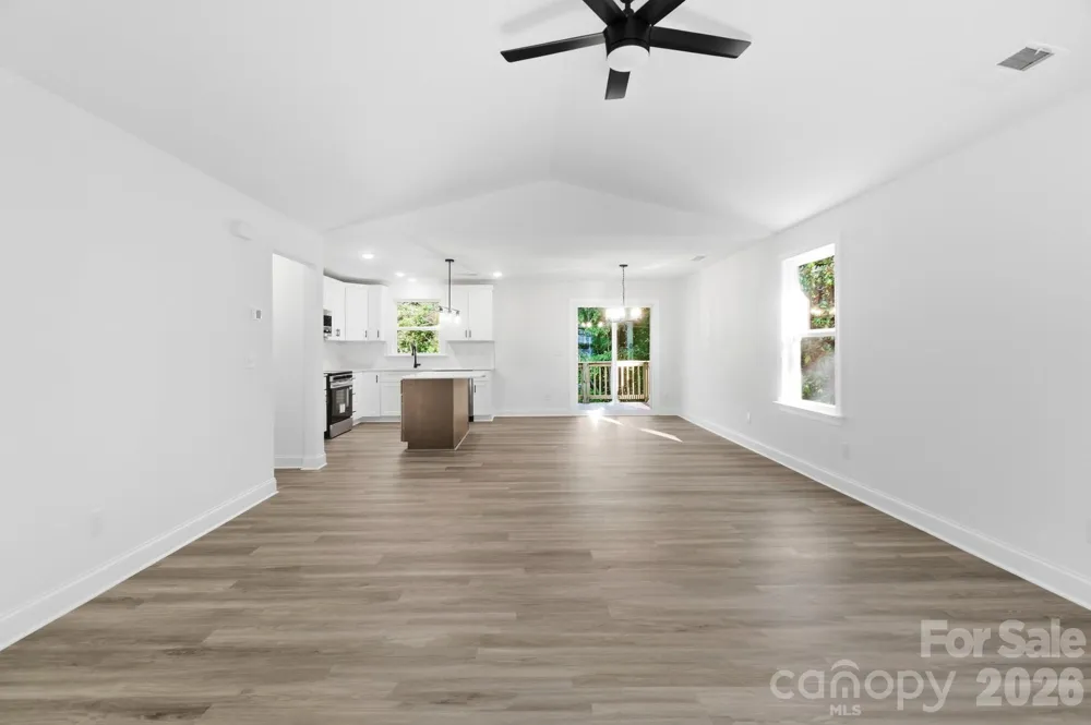 1074 Mountain Crest Drive Kings Mountain, NC 28086