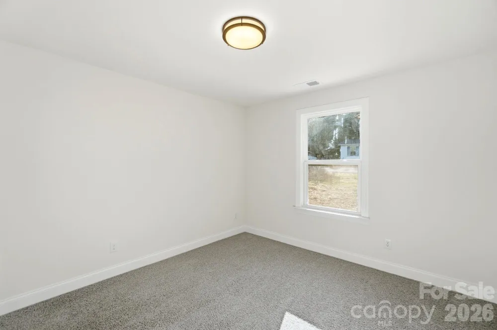 1074 Mountain Crest Drive Kings Mountain, NC 28086