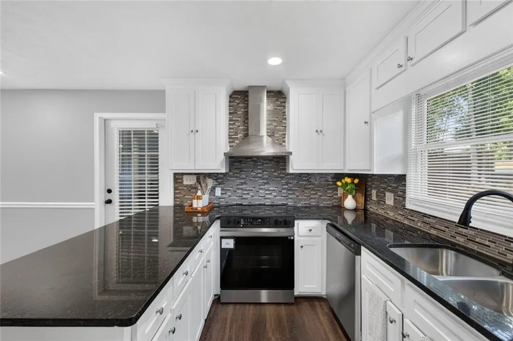 938 Charleston Court Gainesville, GA 30501