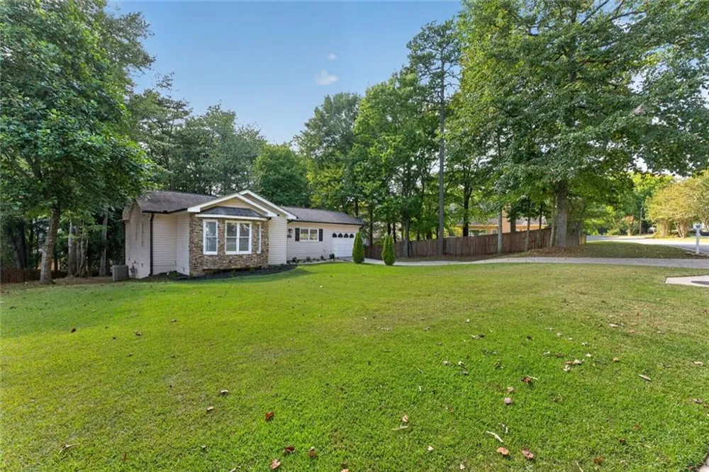 938 Charleston Court Gainesville, GA 30501