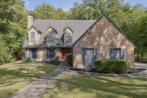 277 Creekwood Drive