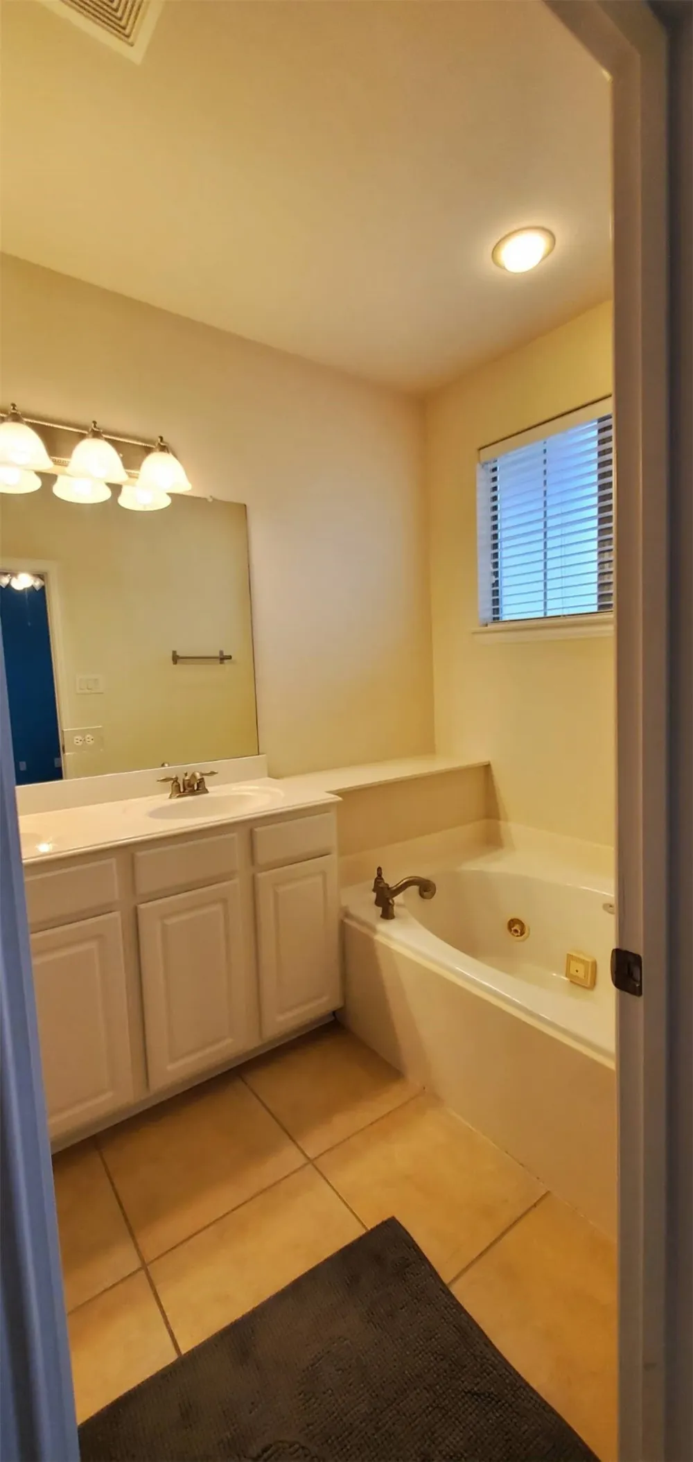 145 Sonoma Creek Lane Richardson, TX 75081