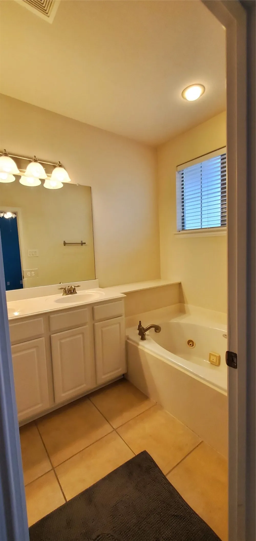 145 Sonoma Creek Lane Richardson, TX 75081