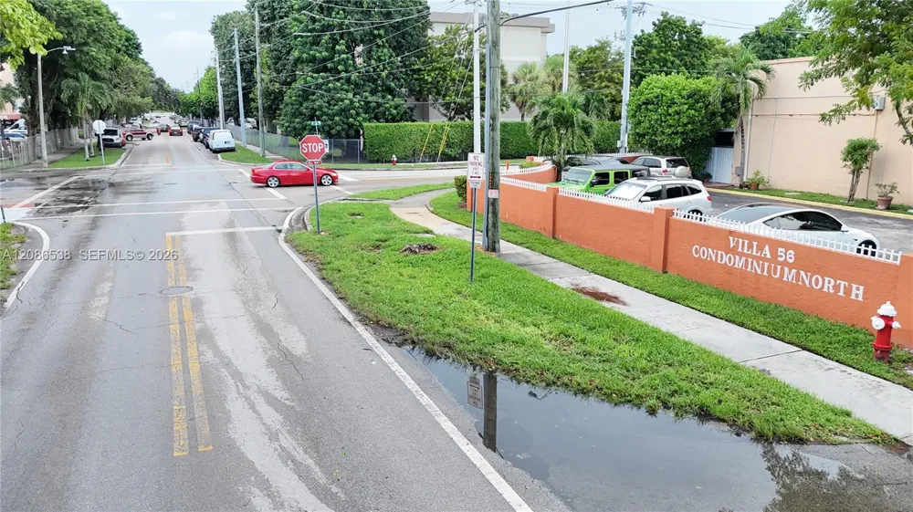 1784 W 56th Ter #401 Hialeah, FL 33012