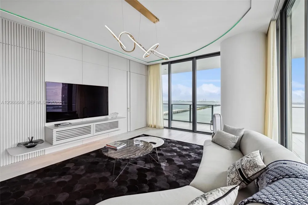 480 NE 31st St #3501 Miami, FL 33137
