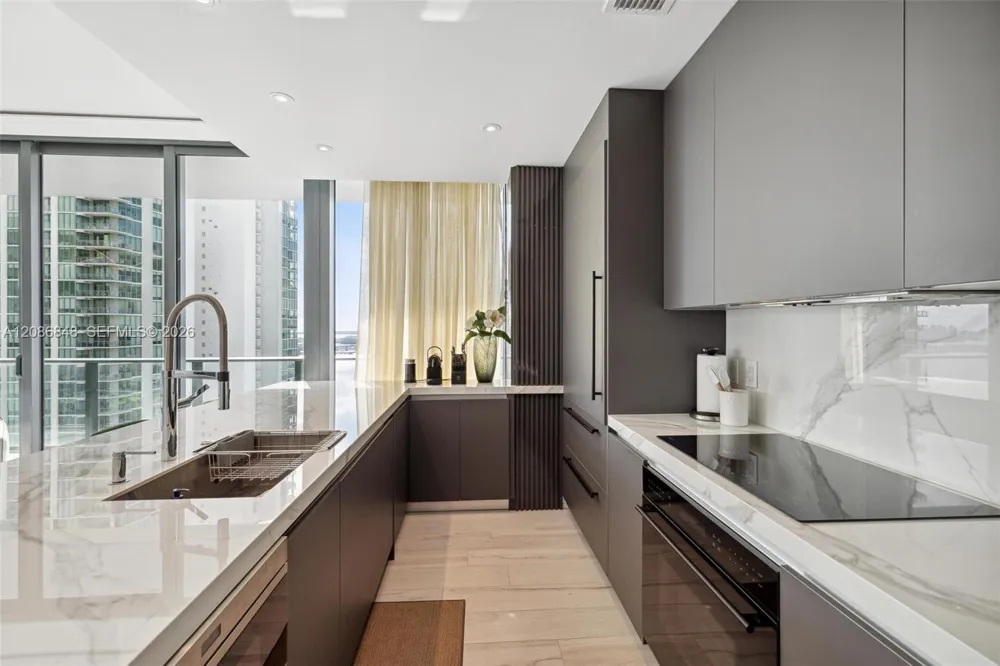 480 NE 31st St #3501 Miami, FL 33137