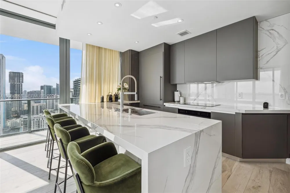 480 NE 31st St #3501 Miami, FL 33137