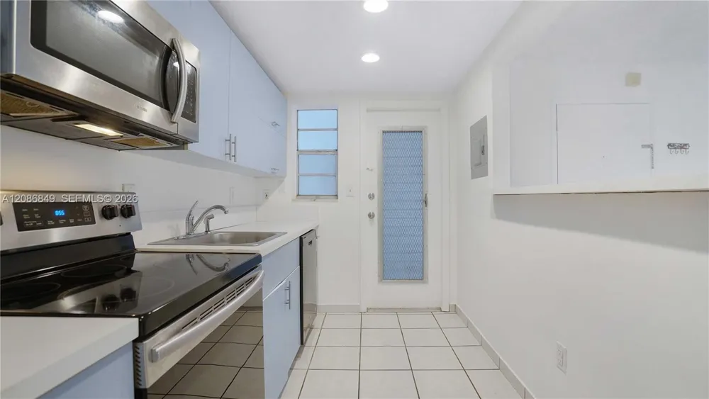 1340 Lincoln Rd #404 Miami Beach, FL 33139