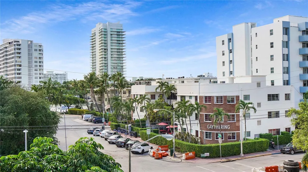 1340 Lincoln Rd #404 Miami Beach, FL 33139