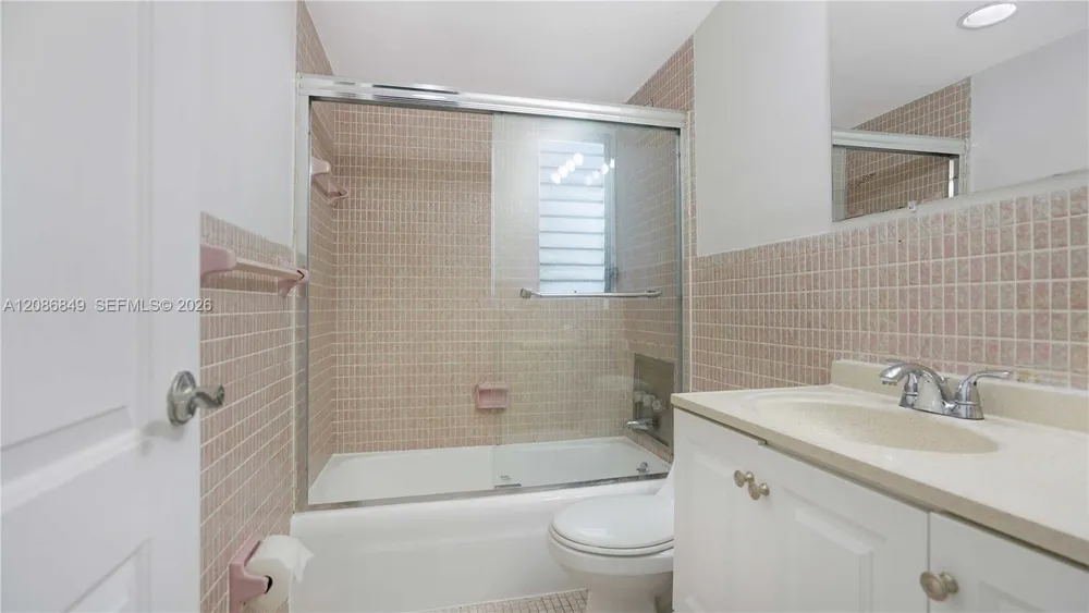 1340 Lincoln Rd #404 Miami Beach, FL 33139