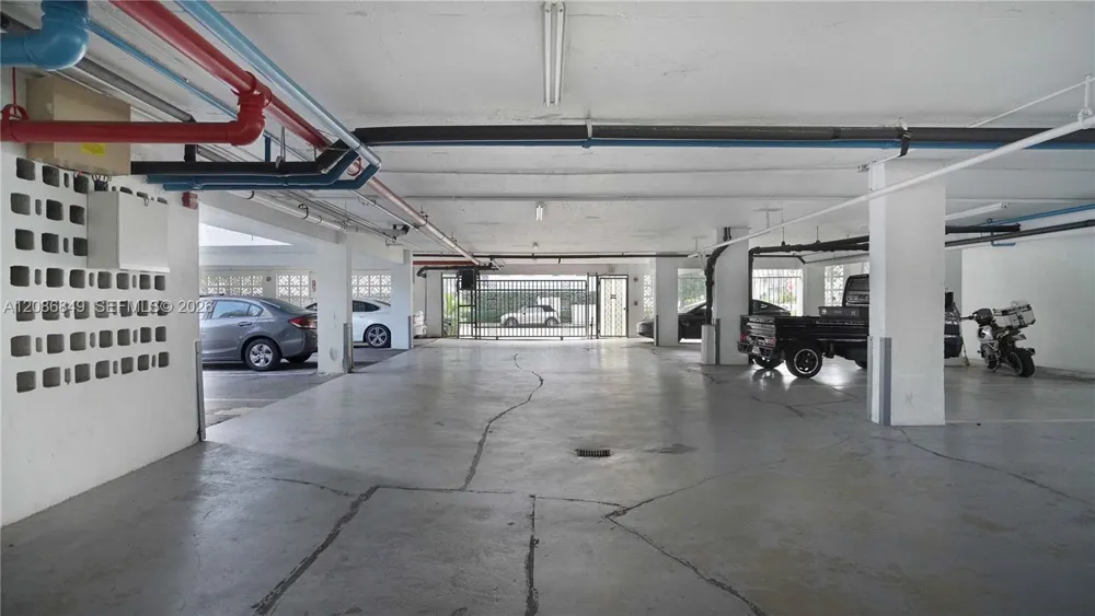 1340 Lincoln Rd #404 Miami Beach, FL 33139