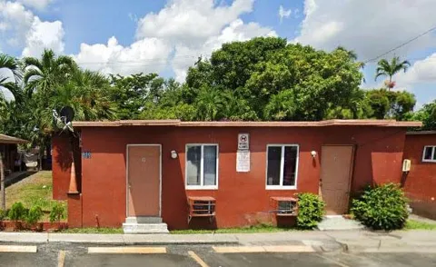 829 NW 10TH TERRACE #5