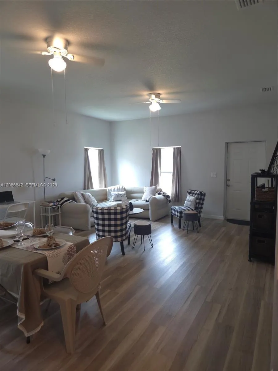 1498 Las Villa BL Other City - In The State Of Florida, FL 33870