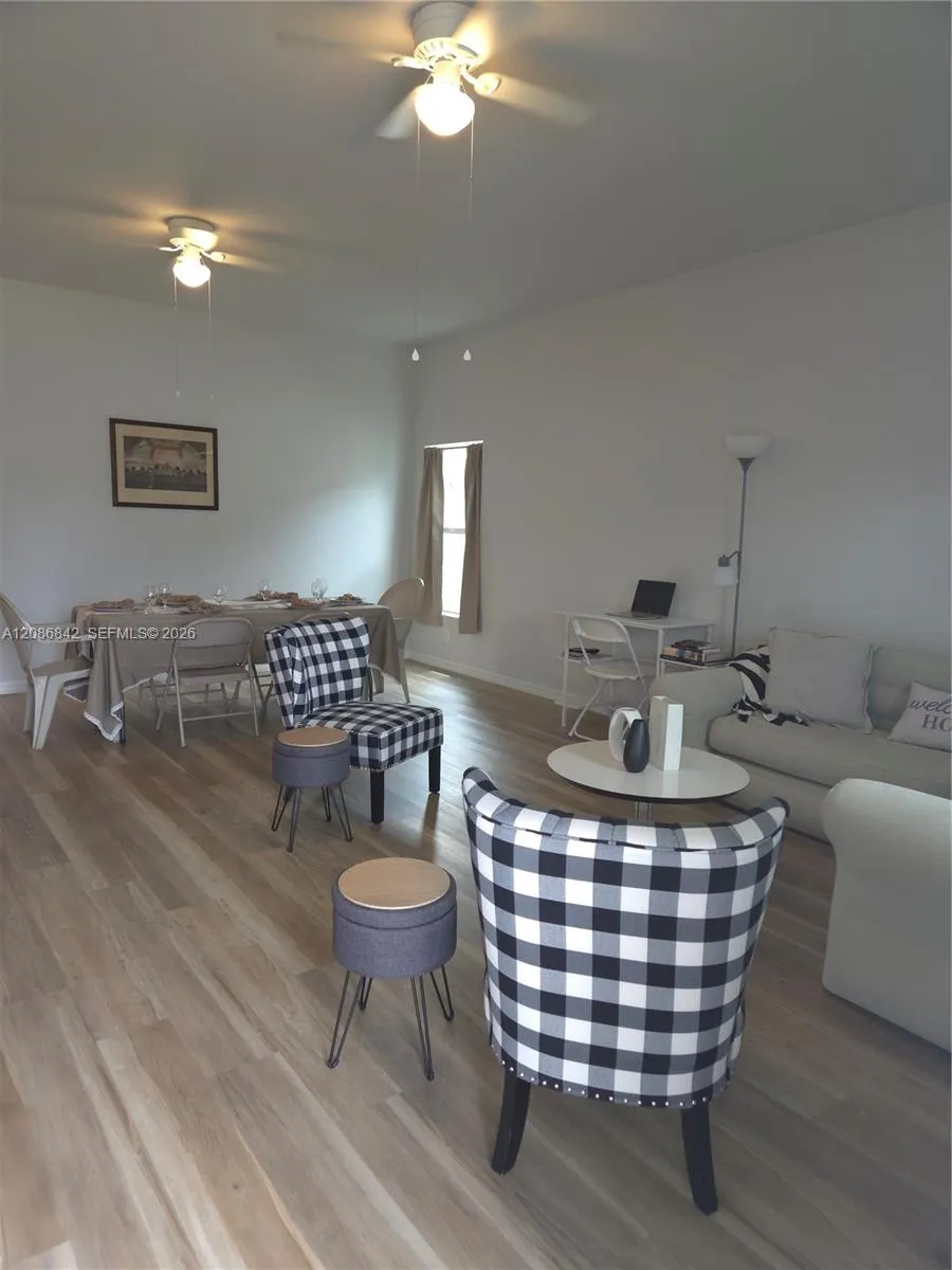 1498 Las Villa BL Other City - In The State Of Florida, FL 33870