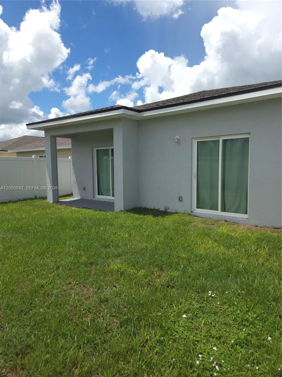 1498 Las Villa BL Other City - In The State Of Florida, FL 33870