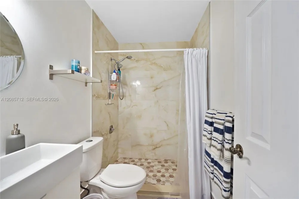 125 SW 116th Ct Sweetwater, FL 33174