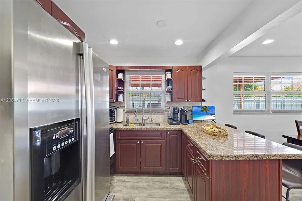 125 SW 116th Ct Sweetwater, FL 33174