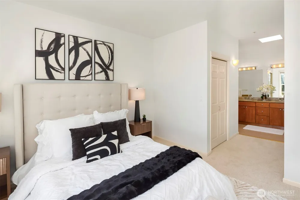 10042 Main Street #505 Bellevue, WA 98004