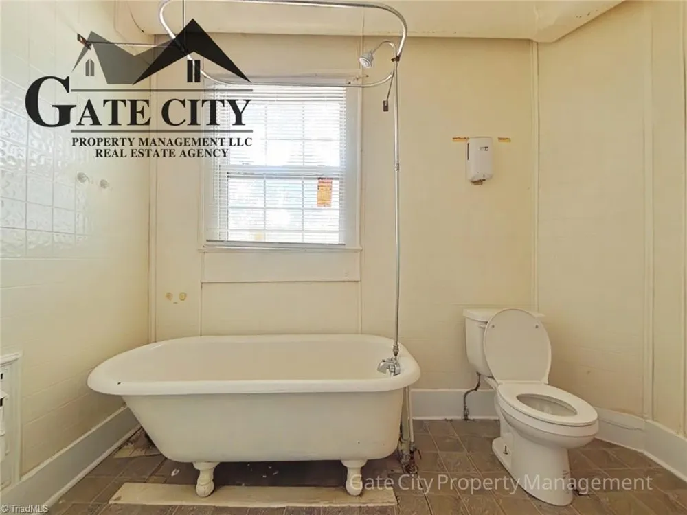 224 Dunleith Avenue Winston-Salem, NC 27101