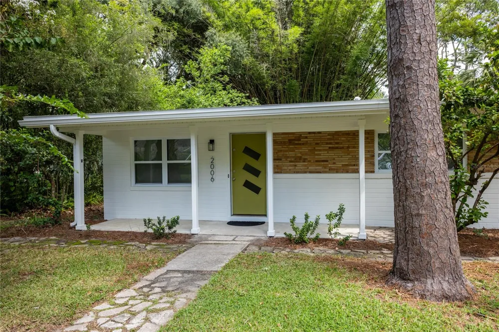 2006 NW 40TH TERRACE Gainesville, FL 32605