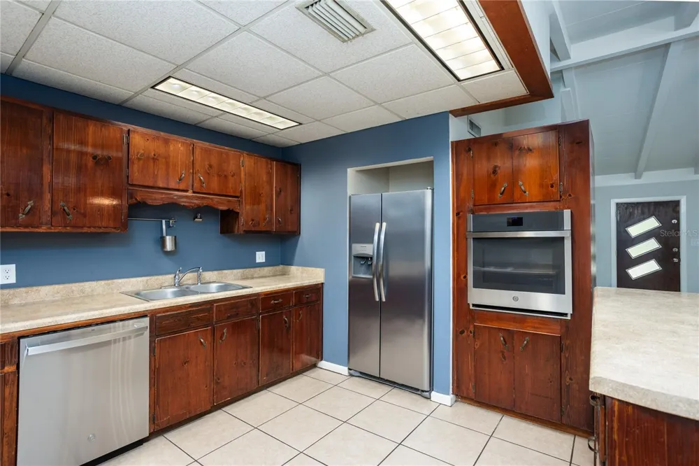 2006 NW 40TH TERRACE Gainesville, FL 32605