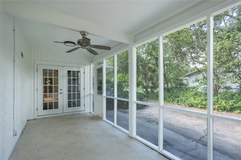 2006 NW 40TH TERRACE Gainesville, FL 32605