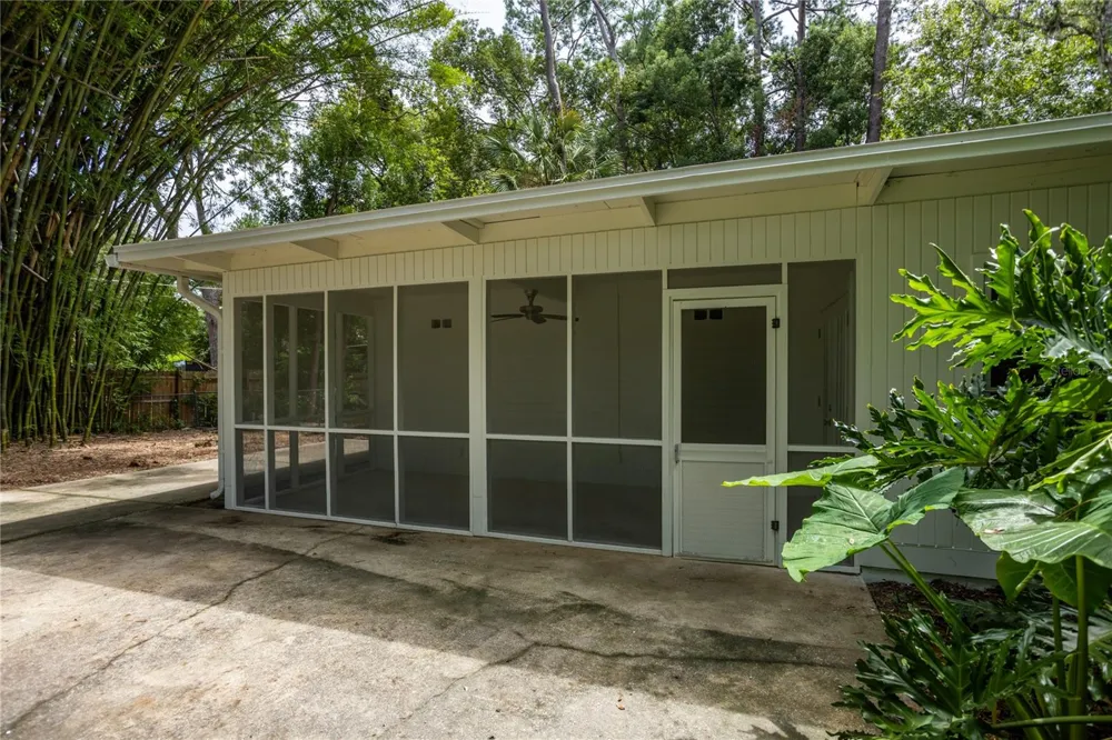 2006 NW 40TH TERRACE Gainesville, FL 32605