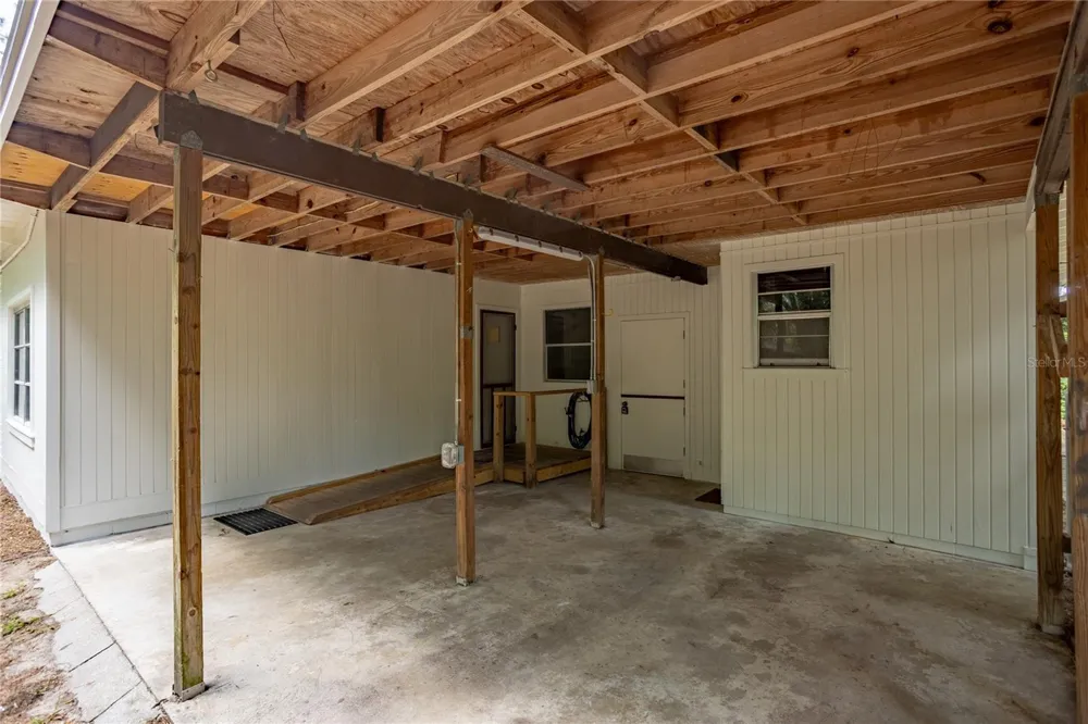 2006 NW 40TH TERRACE Gainesville, FL 32605