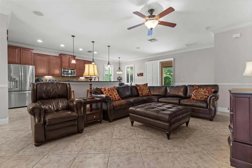 8212 36TH STREET E Sarasota, FL 34243