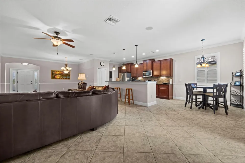 8212 36TH STREET E Sarasota, FL 34243