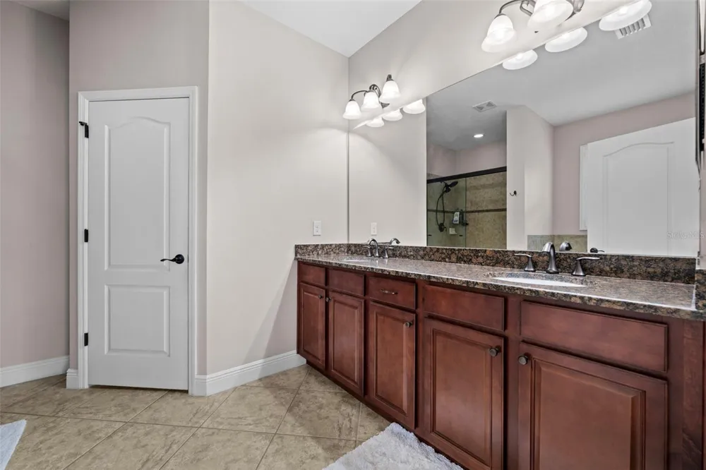 8212 36TH STREET E Sarasota, FL 34243