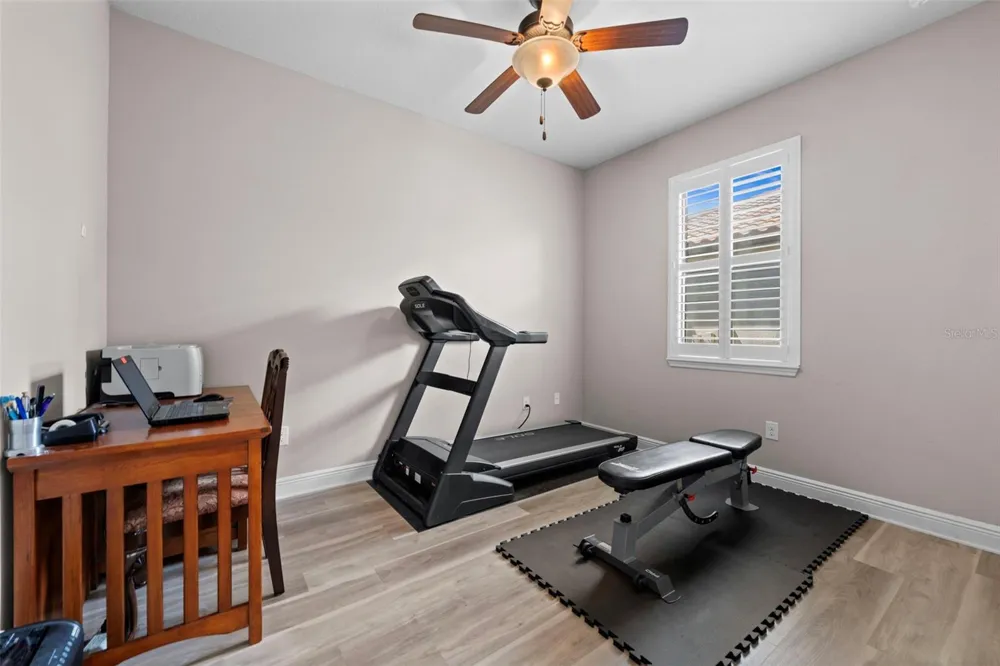 8212 36TH STREET E Sarasota, FL 34243