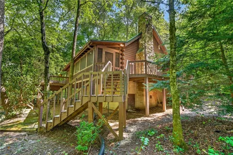 48 Riverwood Trail