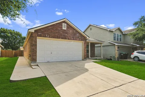 11735 Silver Prairie
