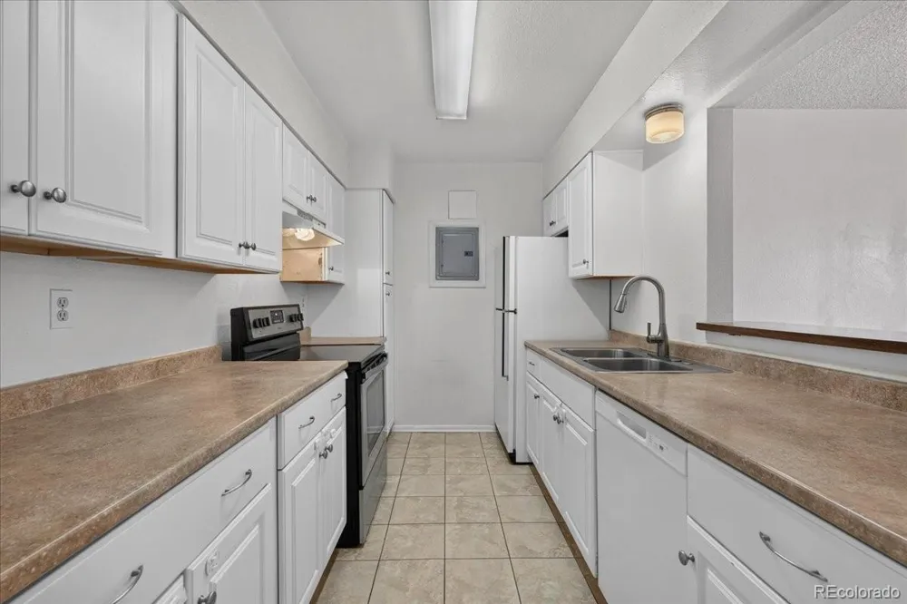 3825 S Monaco Street Parkway #235 Denver, CO 80237