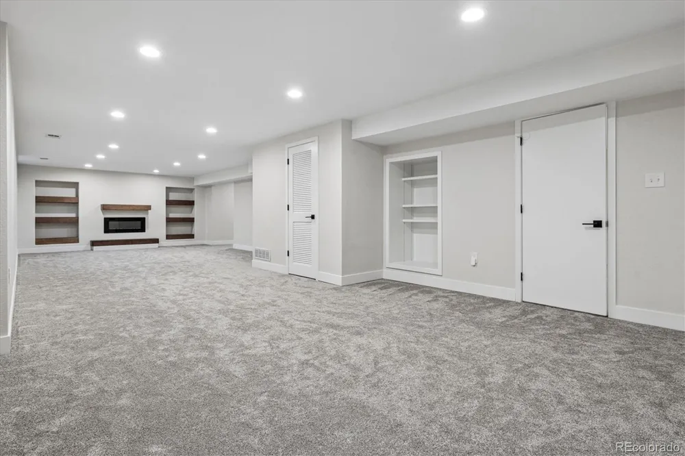 500 Monaco Street Parkway Denver, CO 80220