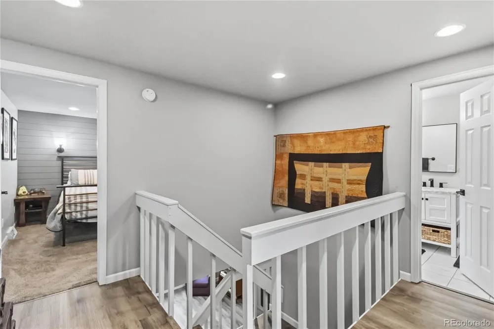 2556 E Easter Avenue Littleton, CO 80122
