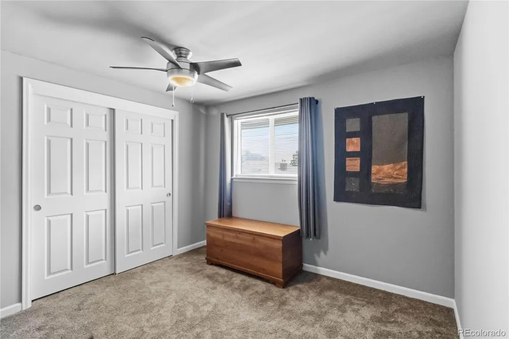 2556 E Easter Avenue Littleton, CO 80122