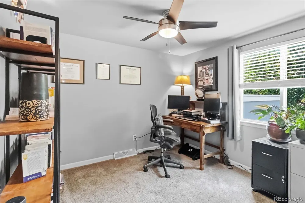 2556 E Easter Avenue Littleton, CO 80122
