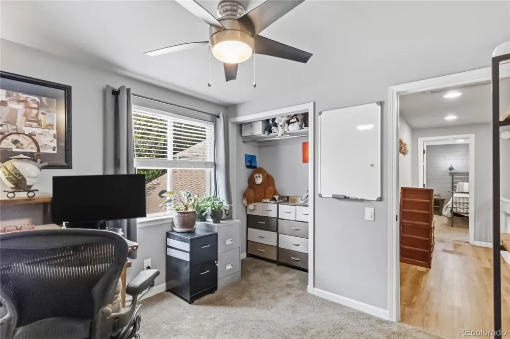 2556 E Easter Avenue Littleton, CO 80122