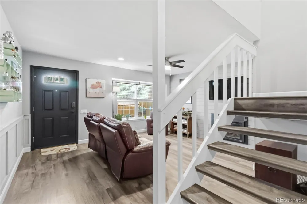 2556 E Easter Avenue Littleton, CO 80122