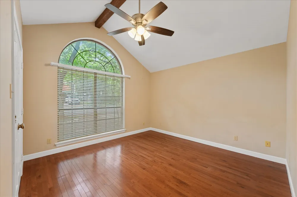 1929 Highland Park Circle Denton, TX 76205