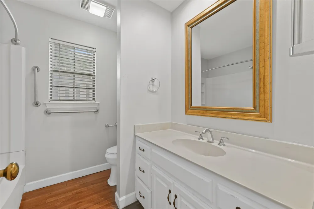 1929 Highland Park Circle Denton, TX 76205
