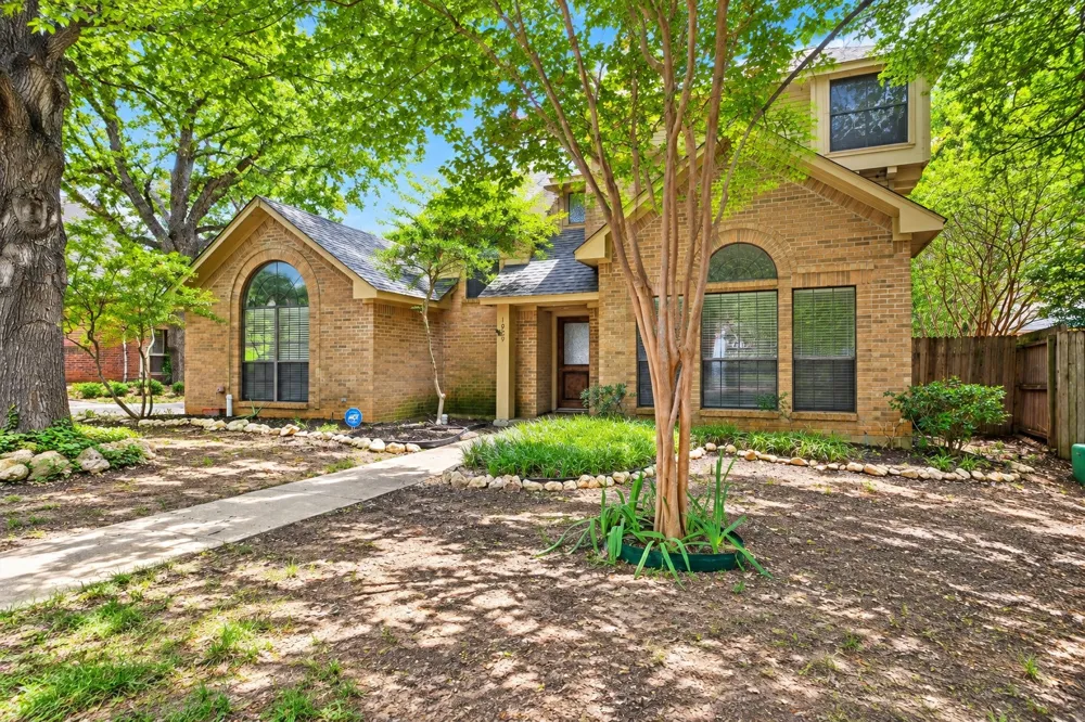 1929 Highland Park Circle Denton, TX 76205
