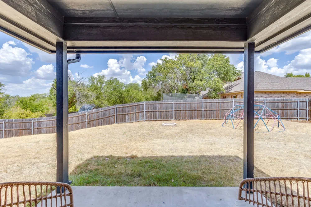 613 E 1st Street Weatherford, TX 76086