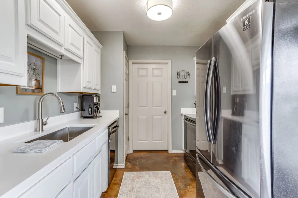 613 E 1st Street Weatherford, TX 76086